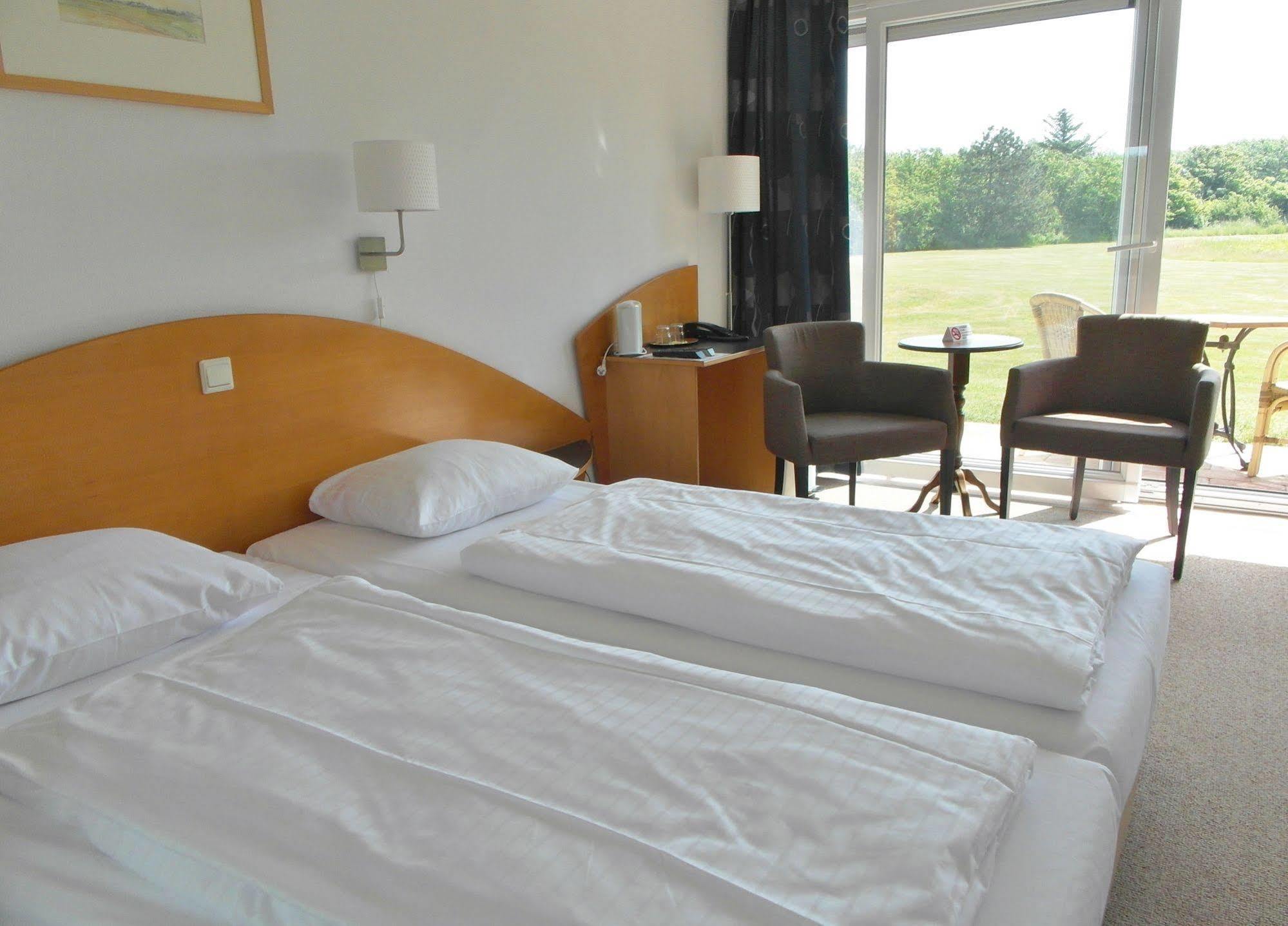 Strandhotel De Horn Callantsoog Bagian luar foto